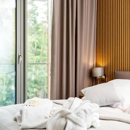 Διαμέρισμα Golden Z Dostepem Do Basenow,jacuzzi,strefy Saun- Pinea Pobierowo-sannel For Rent Pobierowo