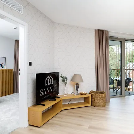 Διαμέρισμα Golden Z Dostepem Do Basenow,jacuzzi,strefy Saun- Pinea Pobierowo-sannel For Rent Pobierowo