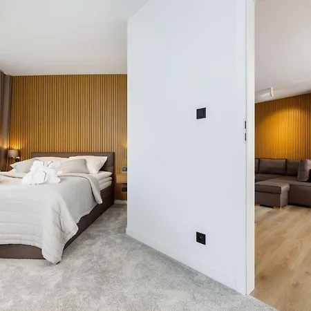 Golden Z Dostepem Do Basenow,jacuzzi,strefy Saun- Pinea Pobierowo-sannel For Rent *