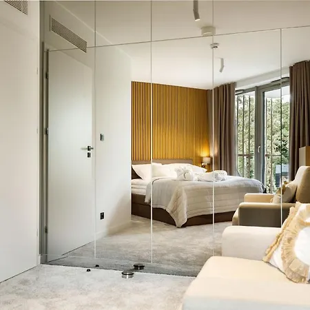 Apartament Golden Z Dostępem Do Basenów,jacuzzi,strefy Saun- Pinea Pobierowo-sannel For Rent Pobierowo