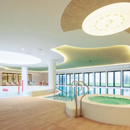 Διαμέρισμα Golden Z Dostepem Do Basenow,jacuzzi,strefy Saun- Pinea Pobierowo-sannel For Rent *